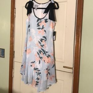 Donna Morgan floral dress size 4 new with tags